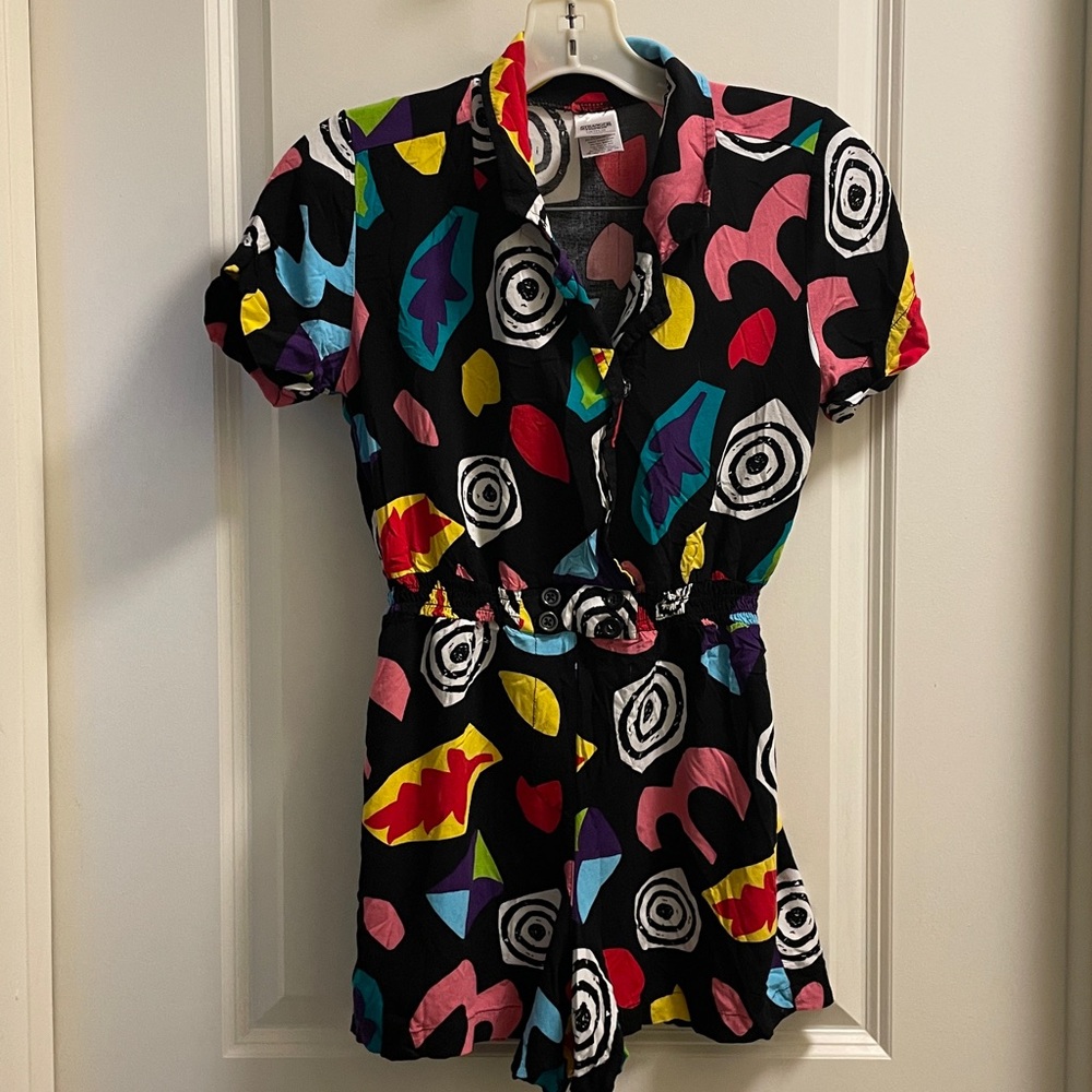 STRANGER THINGS Eleven (NETFLIX/ Spirit )Multicolor Graphic Romper XL Girls